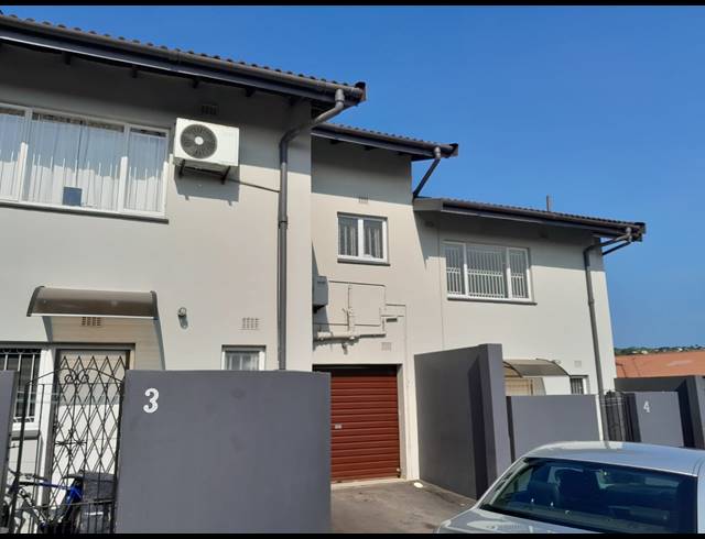 3 BEDROOM DUPLEX FOR SALE IN VERULAM CENTRAL